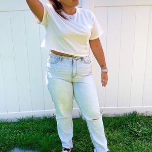 American Eagle Mom Jean